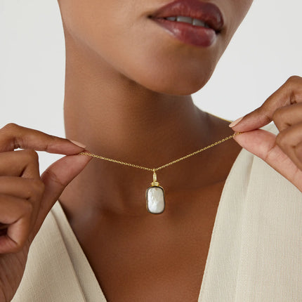 Baroque Pearl and Baguette Diamond Pendant Necklace Dabas Minimalist