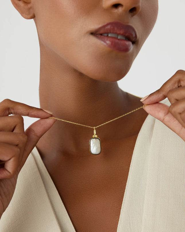 Baroque Pearl and Baguette Diamond Pendant Necklace Dabas Minimalist