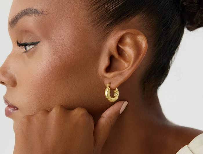Sculpted Elegance