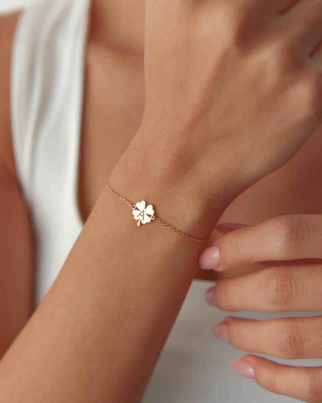 Dainty Clover Lucky Bracelet Dabas Minimalist