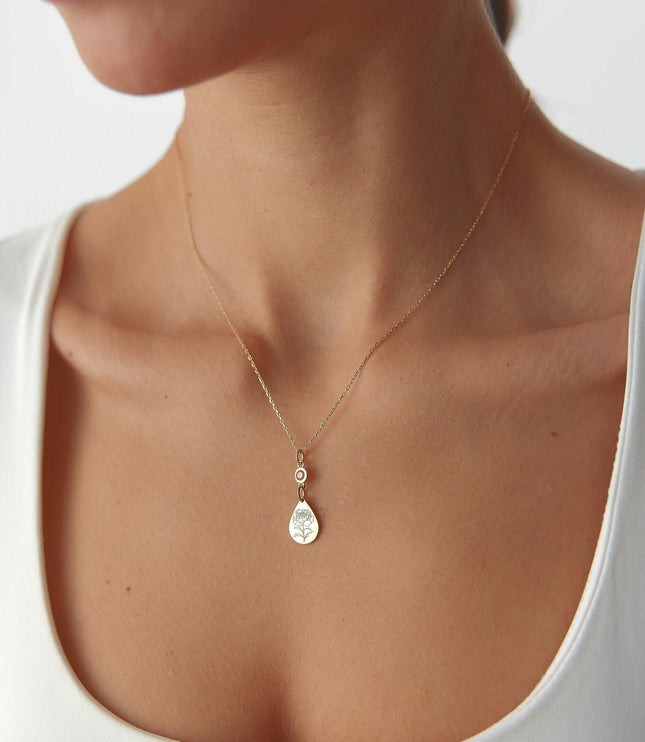 Birth Flower Teardrop Necklace – 18K Gold-Plated Sterling Silver - Dabas Minimalist