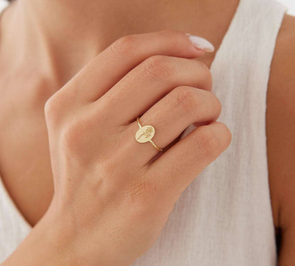 Tiny Birth Flower Ring – 18K Gold-Plated Sterling Silver Floral Jewelry - Dabas Minimalist