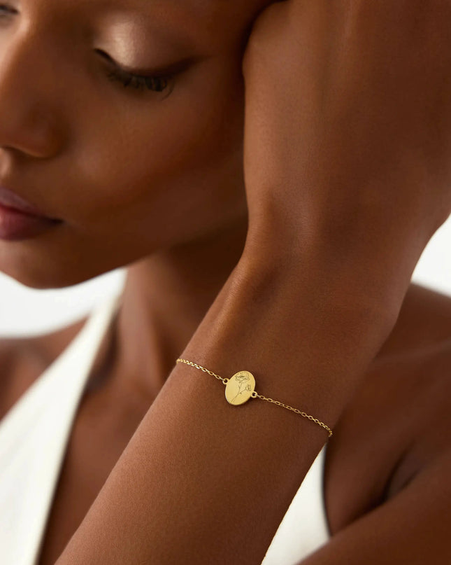 Tiny Birth Flower Bracelet – 18K Gold-Plated Custom Floral Charm Bracelet - Dabas Minimalist