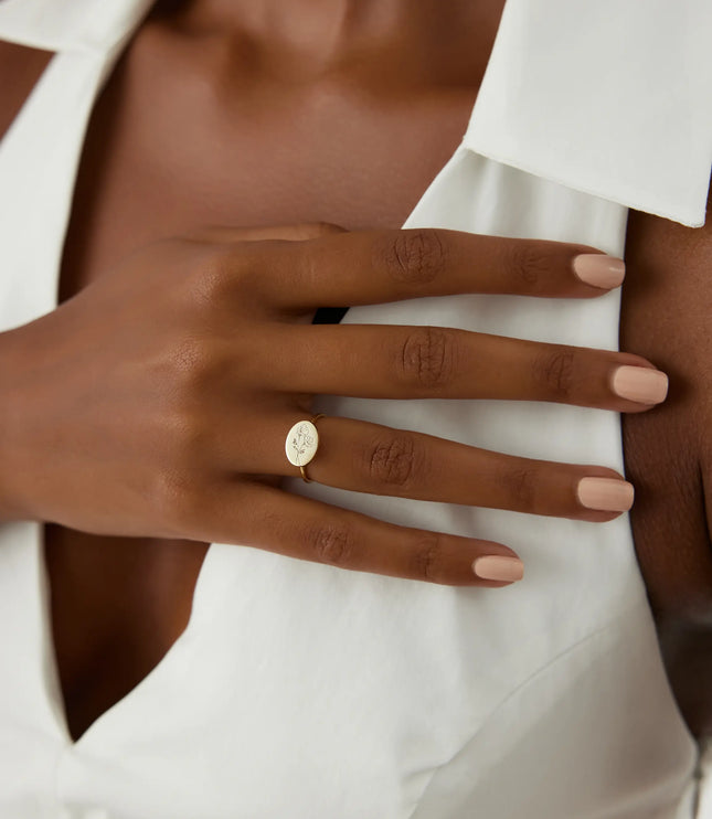 Horizontal Birth Flower Ring, 18K Gold-Plated Sterling Silver - Dabas Minimalist