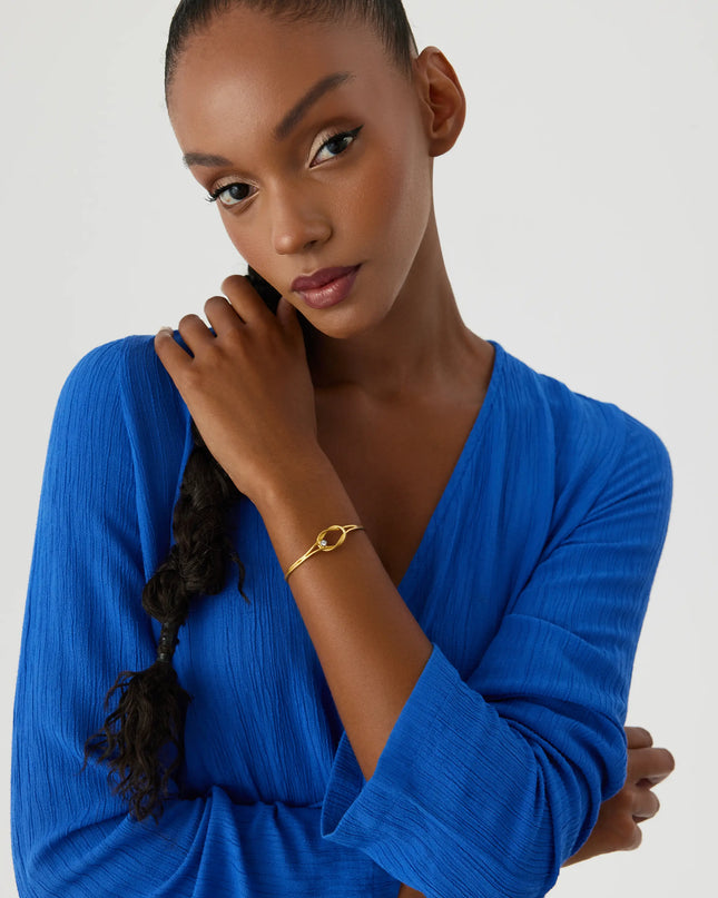 18K Gold Knot Solid Cuff Bangle Bracelet, Symbolic Jewelry - Dabas Minimalist