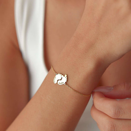 Footprint Family Name Bracelet – 18K Gold-Plated Sterling Silver - Dabas Minimalist