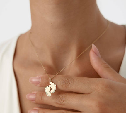 Baby Feet Name Necklace - 18K Gold-Plated Sterling Silver - Dabas Minimalist