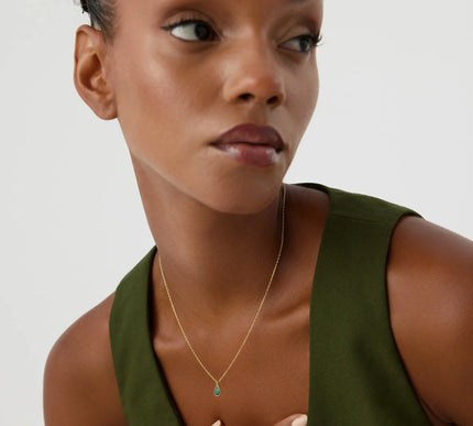 Minimalist Teardrop Emerald Necklace – 18K Gold-Plated Sterling Silver - Dabas Minimalist