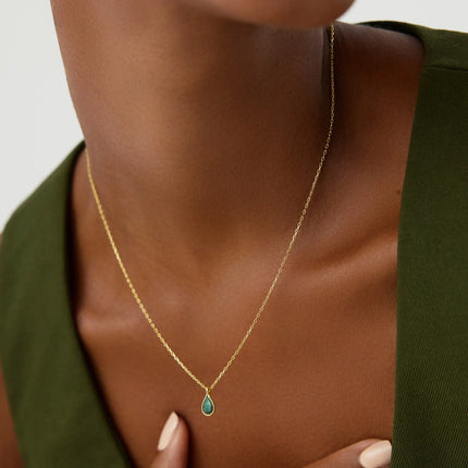 Minimalist Teardrop Emerald Necklace – 18K Gold-Plated Sterling Silver - Dabas Minimalist