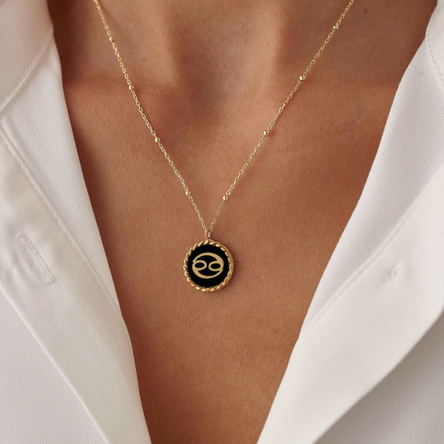 Personalized Onyx Coin Letter Necklace Dabas Minimalist