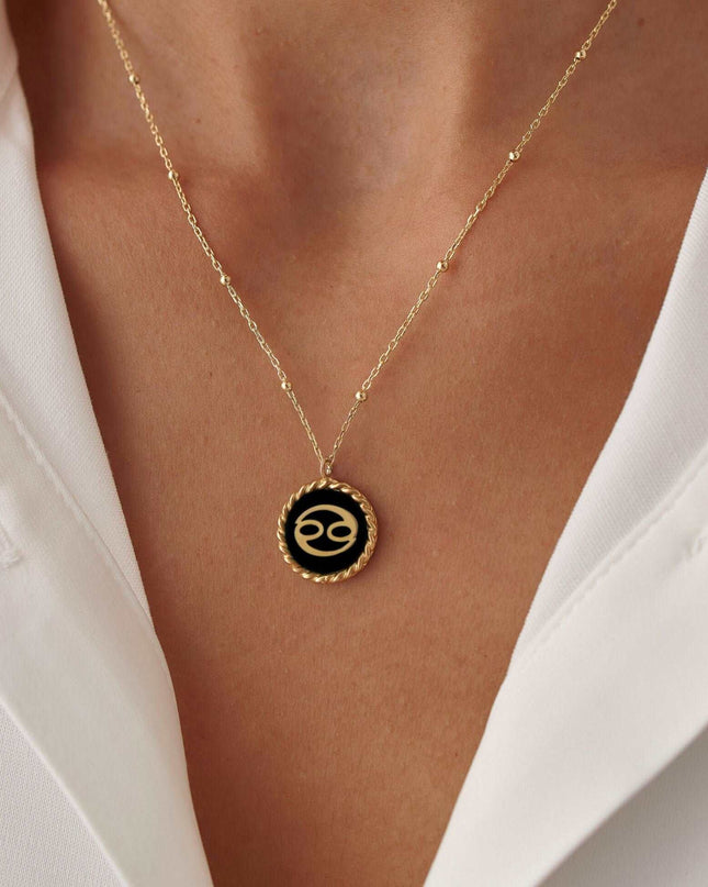 Personalized Onyx Coin Letter Necklace Dabas Minimalist