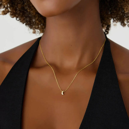 Minimalist Moon Necklace – 18K Gold-Plated Sterling Silver - Dabas Minimalist