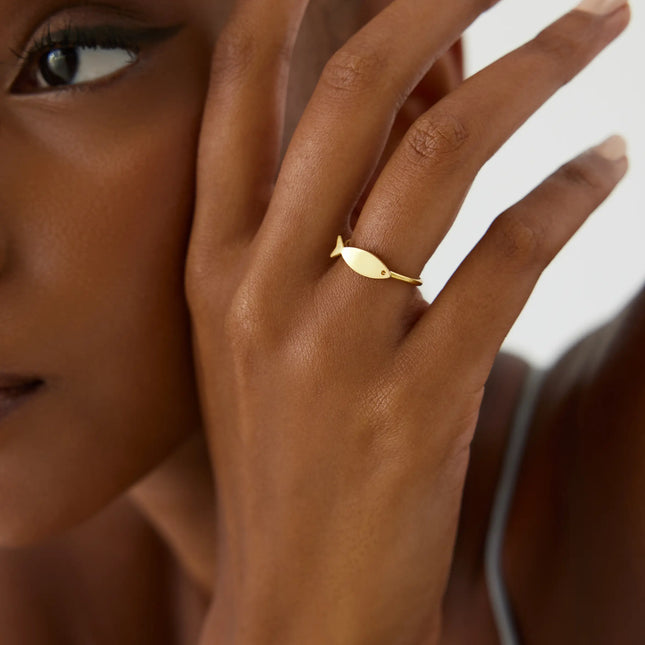 Fish Ring – 18K Gold-Plated Sterling Silver Minimalist Ring - Dabas Minimalist