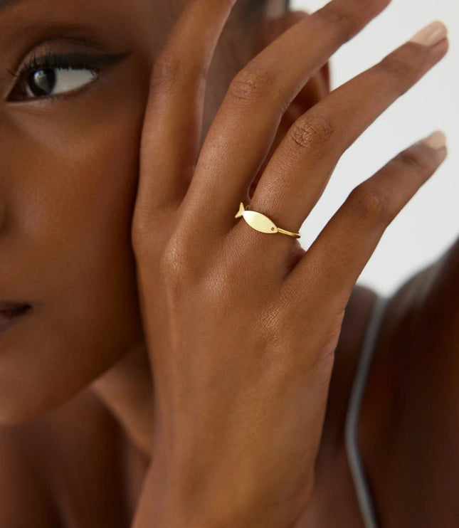 Fish Ring – 18K Gold-Plated Sterling Silver Minimalist Ring - Dabas Minimalist