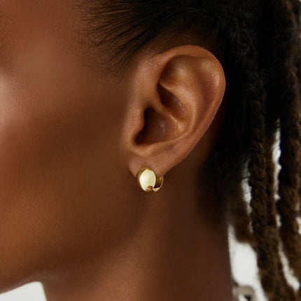 Gold Huggie Hoop Earrings – 18K Gold-Plated Sterling Silver Minimalist Jewelry - Dabas Minimalist