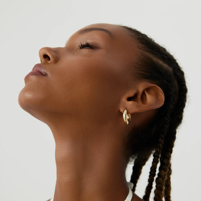 Thick Gold Hoop Earrings – 18K Gold-Plated Sterling Silver Statement Jewelry - Dabas Minimalist