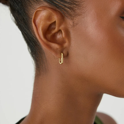 Minimalist Small Square Gold Hoop Earrings – 18K Gold-Plated Earrings - Dabas Minimalist
