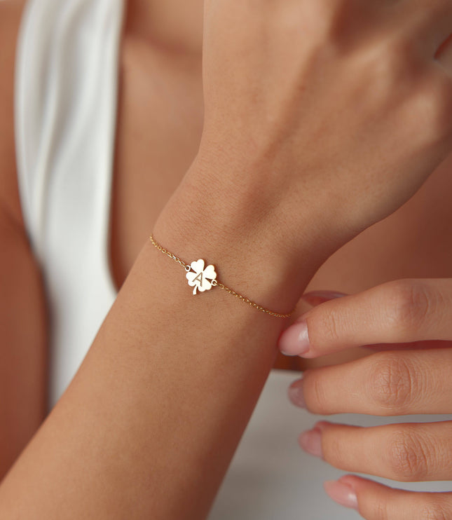 Dainty Clover Lucky Bracelet - Dabas Minimalist