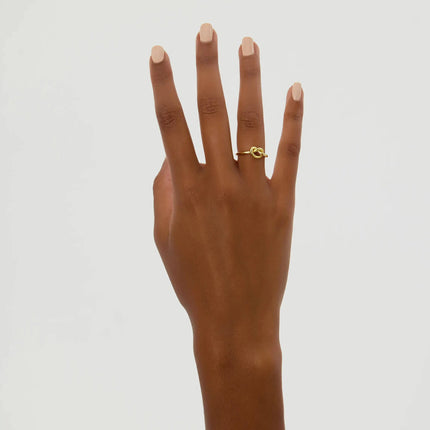 Gold Knot Ring – 18K Gold-Plated Sterling Silver - Dabas Minimalist