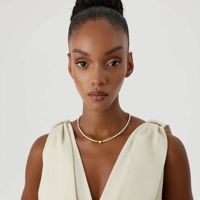 Gold Heart and Freshwater Pearl Necklace – 925K Sterling Silver Elegance Dabas Minimalist