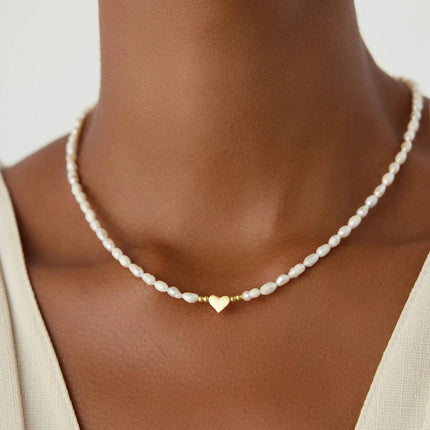 Gold Heart and Freshwater Pearl Necklace – 925K Sterling Silver Elegance Dabas Minimalist