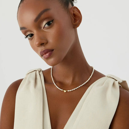 Gold Heart and Freshwater Pearl Necklace – 925K Sterling Silver Elegance Dabas Minimalist