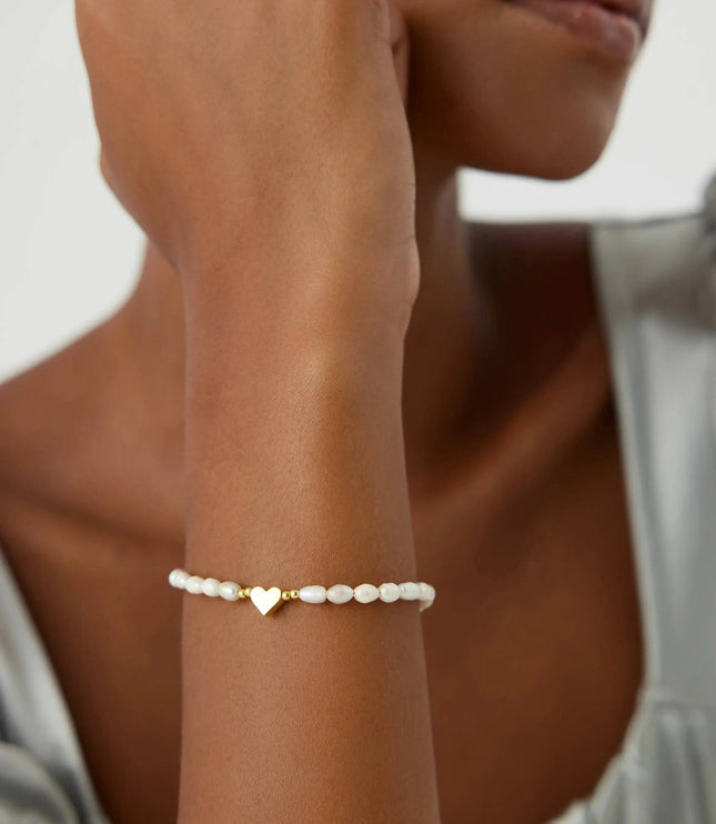 Gold Heart and Freshwater Pearl Bracelet – Elegant 925K Sterling Silver Jewelry - Dabas Minimalist