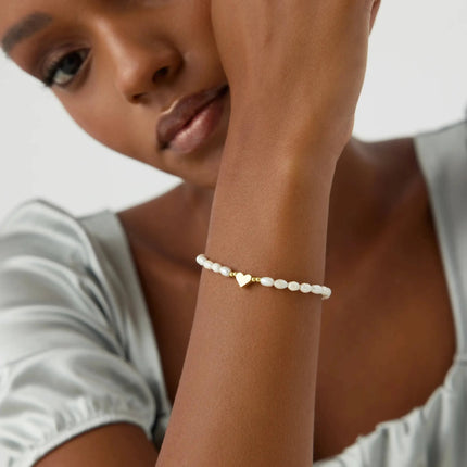 Gold Heart and Freshwater Pearl Bracelet – Elegant 925K Sterling Silver Jewelry - Dabas Minimalist