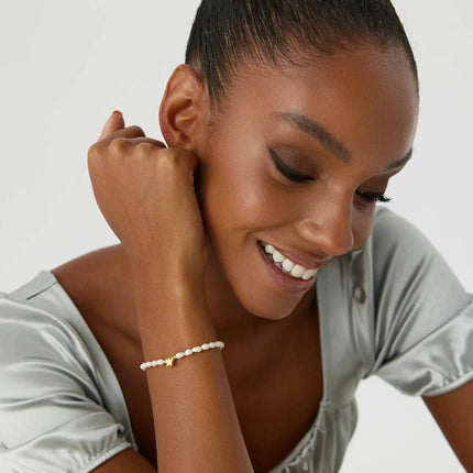 Star and Freshwater Pearl Bracelet – 18K Gold-Plated Sterling Silver - Dabas Minimalist